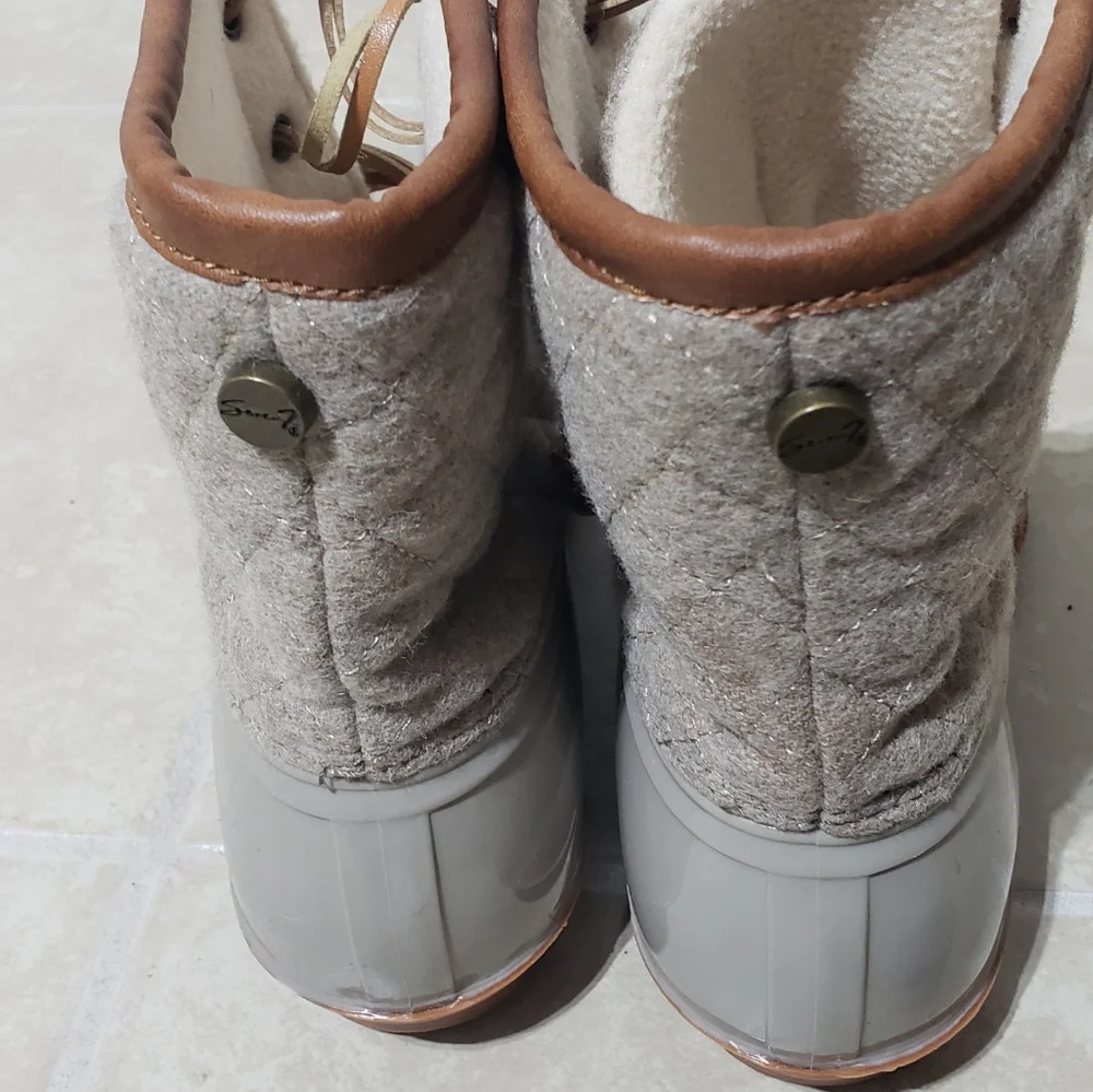 Cabincore Grey Lace Up Waterproof Rain boot All Weather Winter Staple